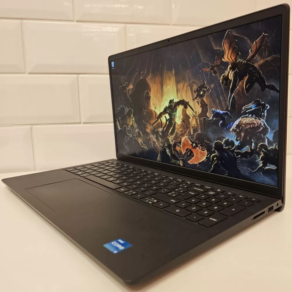 Notebook Dell i3 12th - 8Gb Ram - Intel Iris Xe - SSD  Notebook Dell i3 12th - 8Gb Ram - Intel Iris Xe - SSD