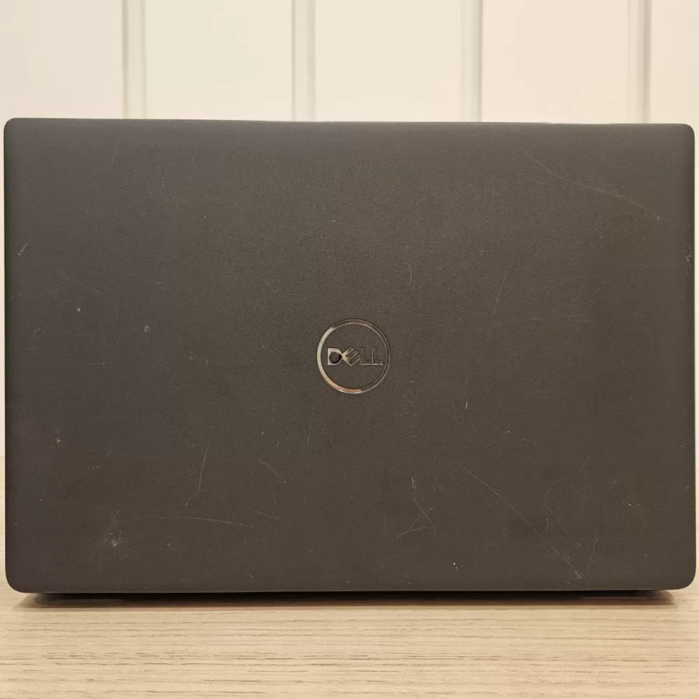 Notebook Dell i3 10th - 8Gb Ram - SSD e 512Gb HD Notebook Dell i3 10th - 8Gb Ram - SSD e 512Gb HD