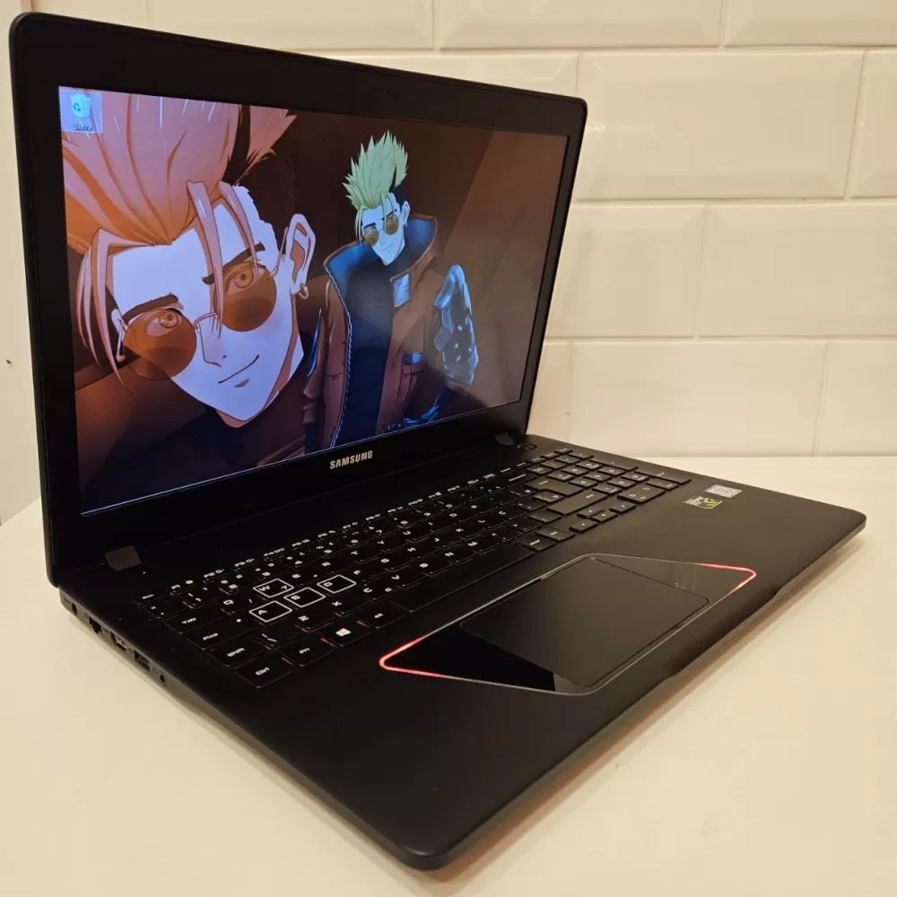 Notebook Samsung Odyssey i5 7th - 16Gb Ram - GTX 1050 - 512Gb SSD Notebook Samsung Odyssey i5 7th - 16Gb Ram - GTX 1050 - 512Gb SSD