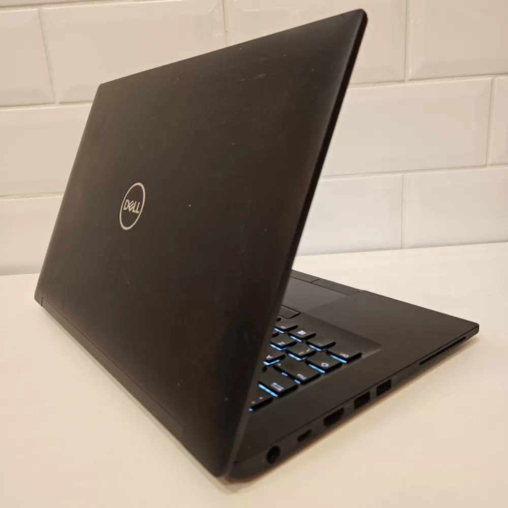 Notebook Dell i7 8th - 8Gb Ram - SSD Notebook Dell i7 8th - 8Gb Ram - SSD