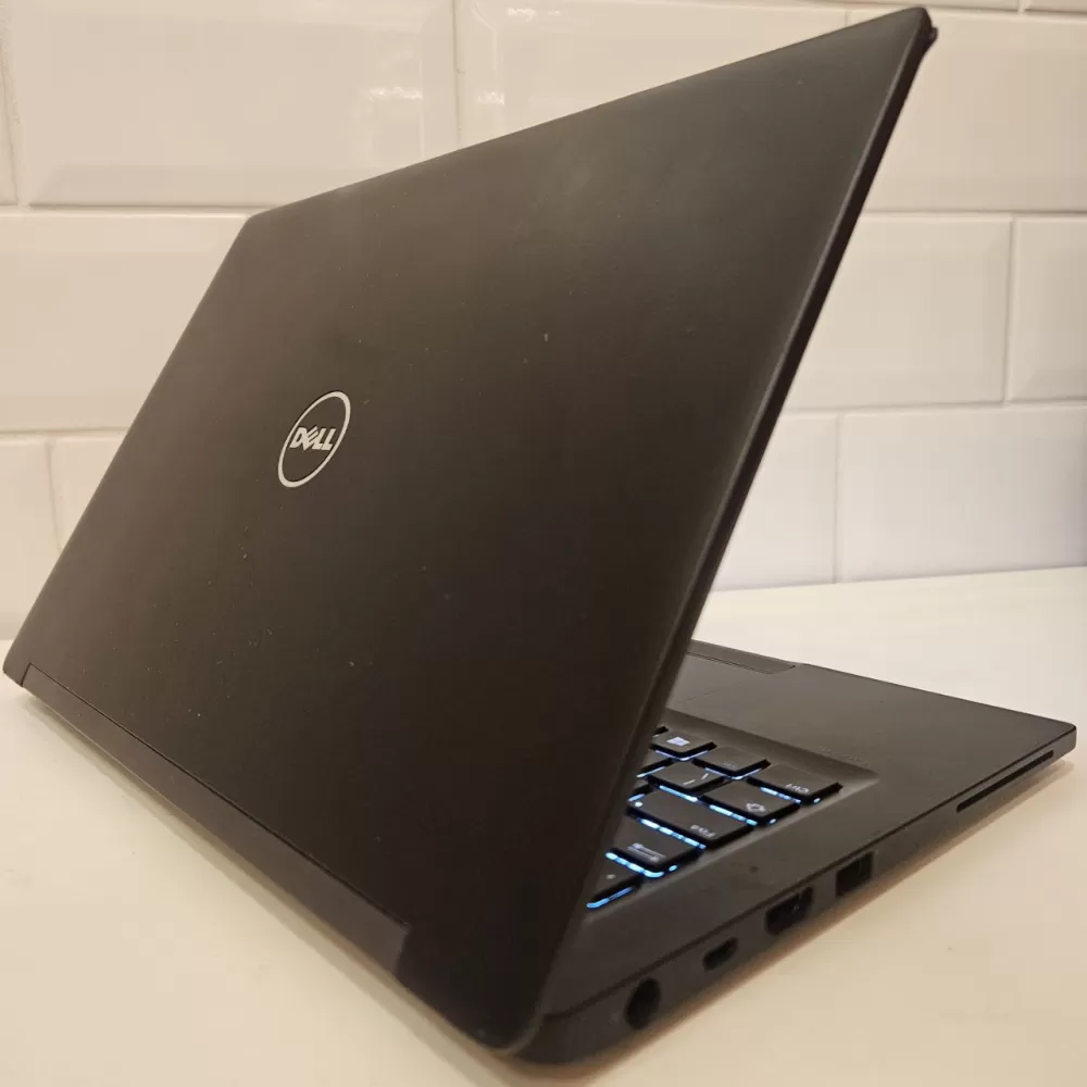 Notebook Dell i7 7th - 16Gb Ram - SSD Notebook Dell i7 7th - 16Gb Ram - SSD