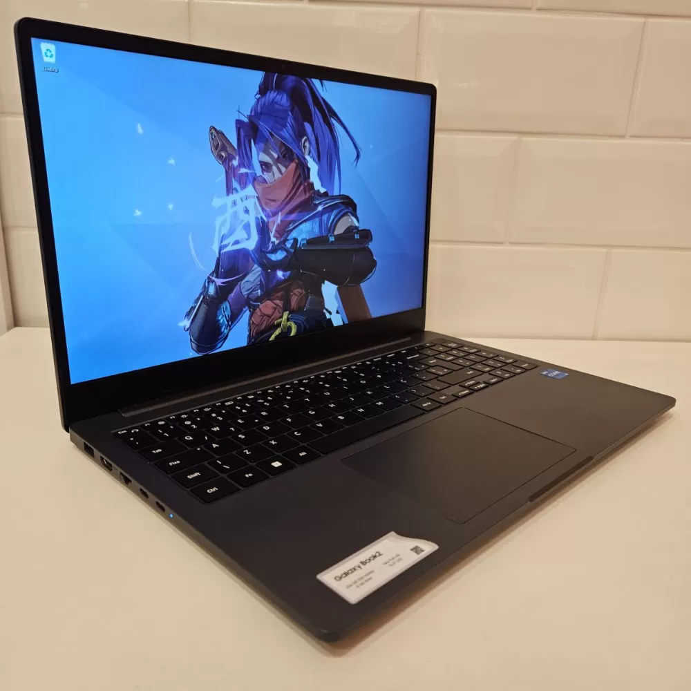 Notebook Samsung i5 12th - 8Gb Ram - Intel Iris Xe - SSD Notebook Samsung i5 12th - 8Gb Ram - Intel Iris Xe - SSD