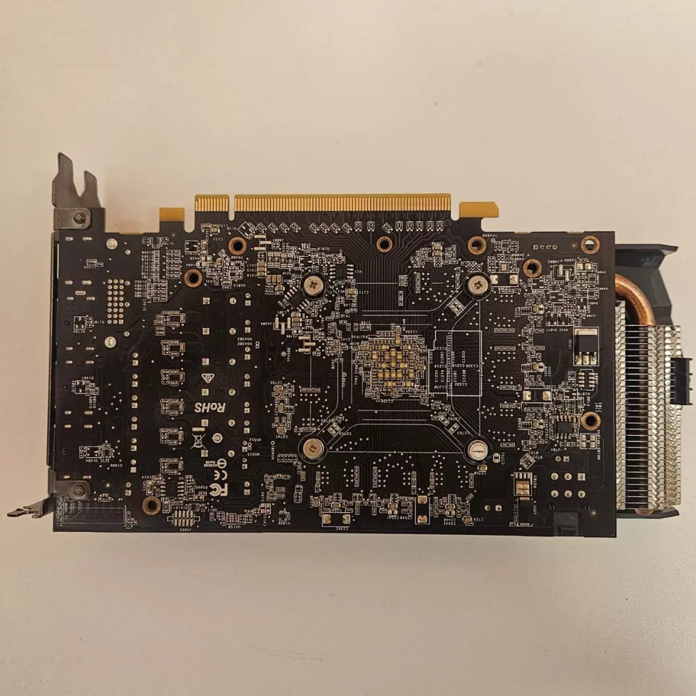 Placa de Video Asrock Phantom Gaming D Radeon RX570 4G, GDDR5 Placa de Video Asrock Phantom Gaming D Radeon RX570 4G, GDDR5