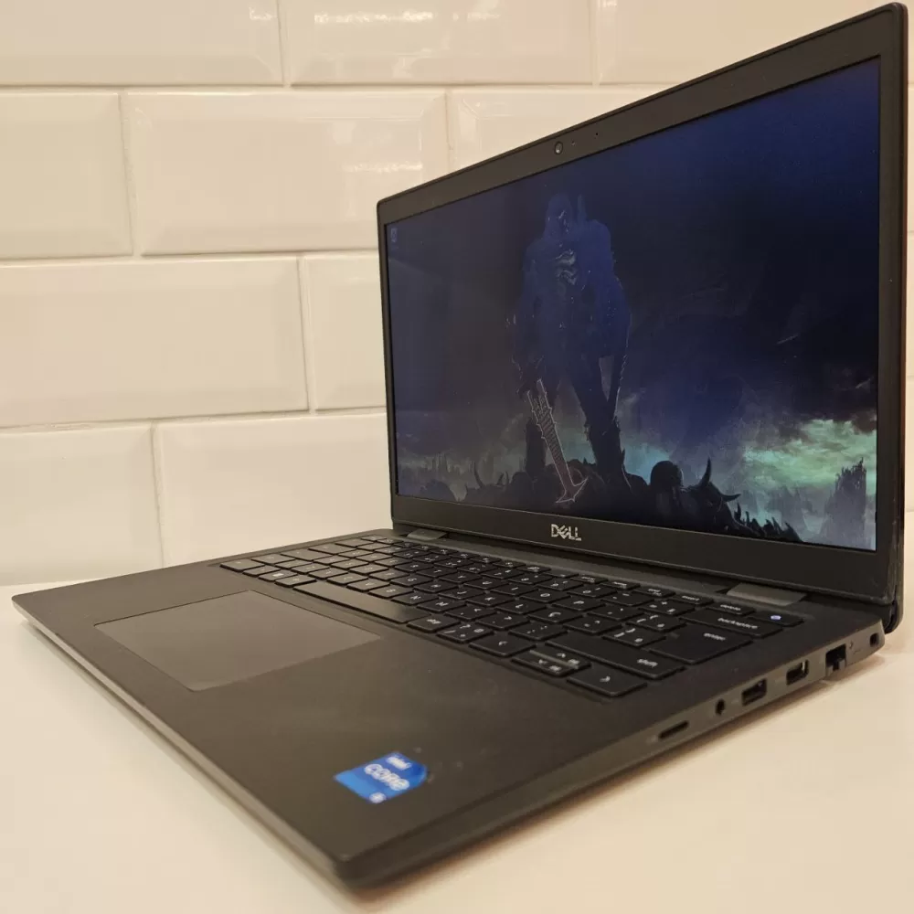 Notebook Dell i5 11th - 8Gb Ram - Intel Iris Xe - SSD Notebook Dell i5 11th - 8Gb Ram - Intel Iris Xe - SSD