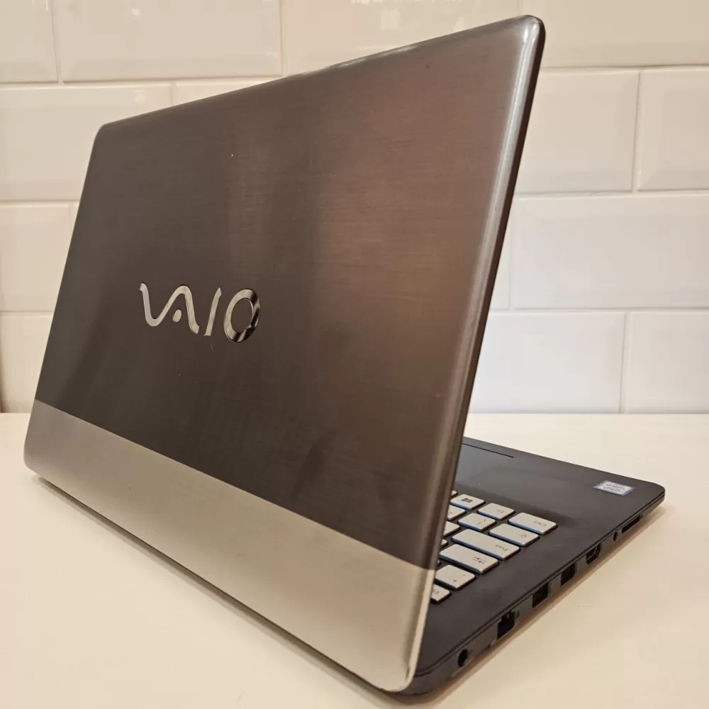 Notebook Vaio i5 7th - 8Gb Ram - SSD Notebook Vaio i5 7th - 8Gb Ram - SSD