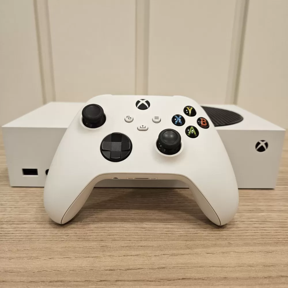 Xbox Series S  - 512Gb SSD - 1 Controle (GARANTIA ATÉ 06/2026) Xbox Series S  - 512Gb SSD - 1 Controle (GARANTIA ATÉ 06/2026)