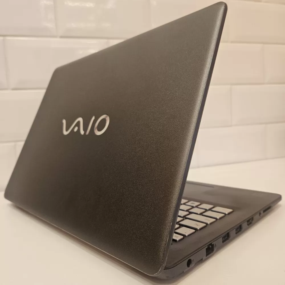 Notebook Vaio i5 6th - 8Gb Ram - SSD Notebook Vaio i5 6th - 8Gb Ram - SSD